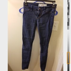 Hollister jeans 0L